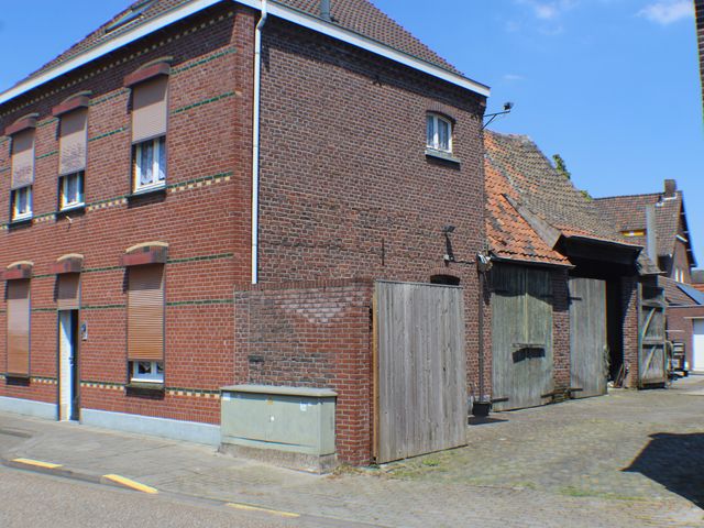 Weerdweg 10, Linne