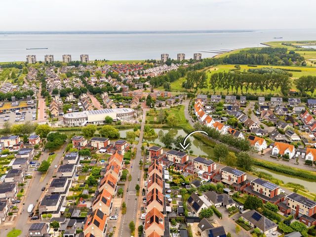 Ooievaar 10, Terneuzen