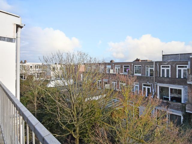 Harstenhoekweg 55, Den Haag