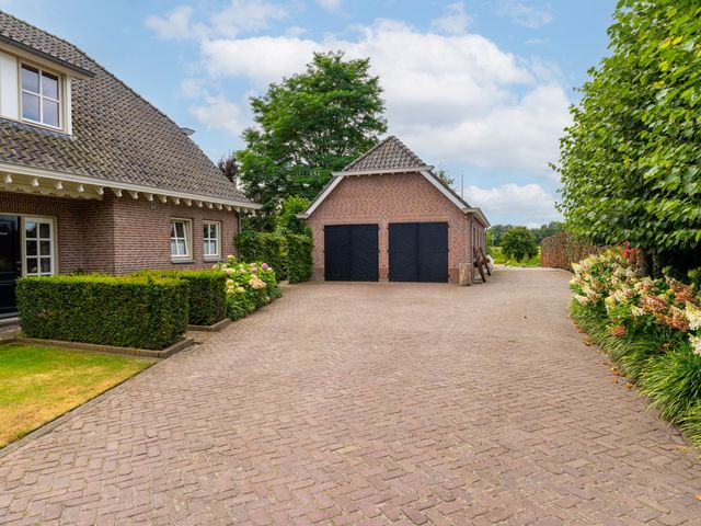 Willem Van Gentsvaart 40, Sprang-Capelle