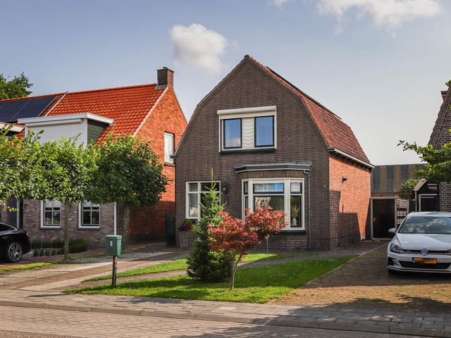 Abdijstraat 9, Kapelle