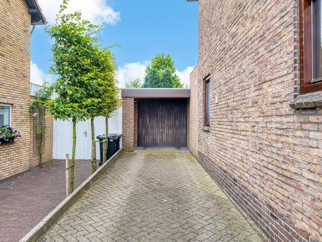 Schinkelstraat 17, Brunssum