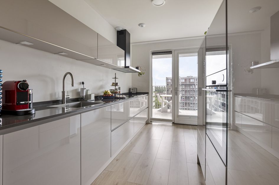 Julius Pergerstraat 256