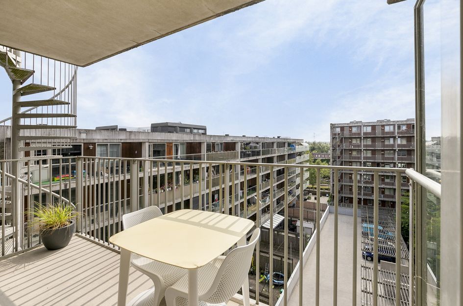 Julius Pergerstraat 256