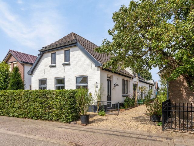 Groenestraat 10, Lienden