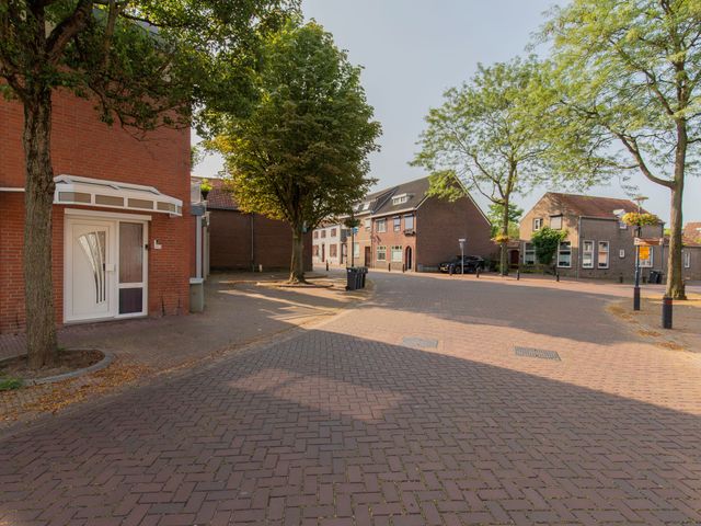 Houbeneindstraat 2, Munstergeleen