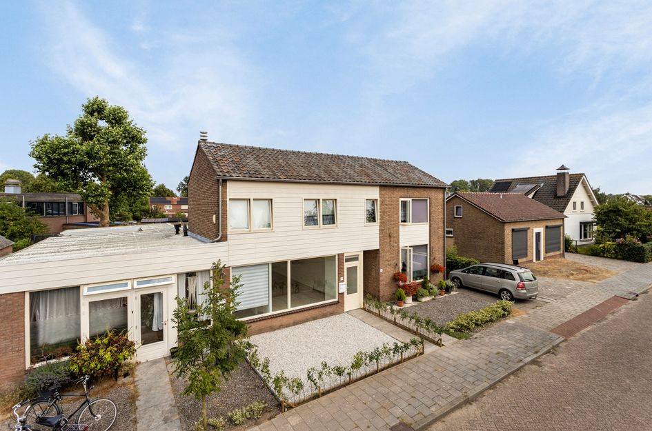 Nicolaas Hooijkaasstraat 13B