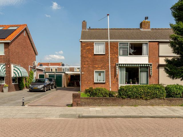 Burgemeester van Esstraat 242, Pernis Rotterdam