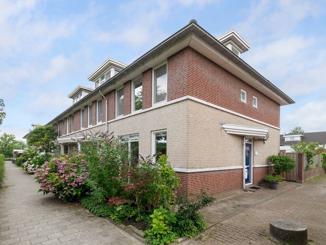 Fransezoom 33, Nieuwerkerk aan den IJssel