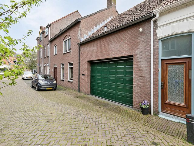 Donze Visserstraat 123, Terneuzen