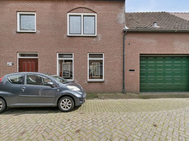 Donze Visserstraat 123, Terneuzen