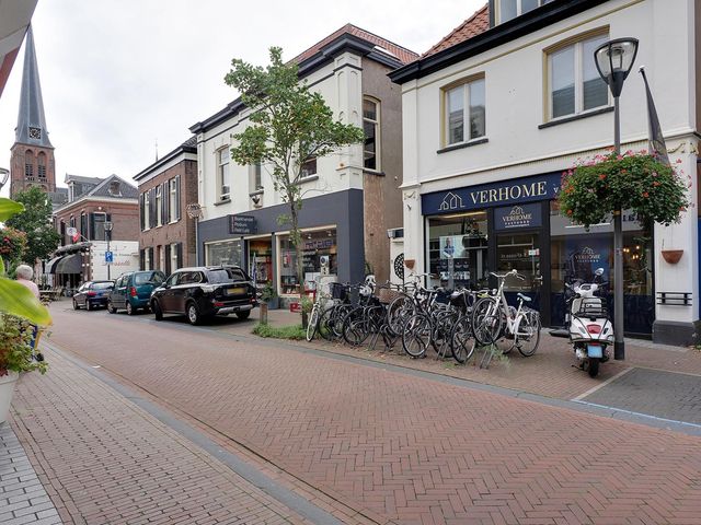 Emmastraat 4, Velp