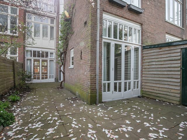 Van Loostraat 65, Den Haag