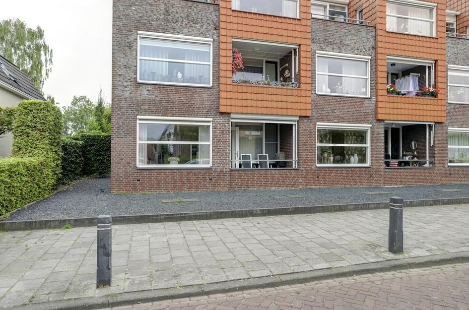 Damstraat 53