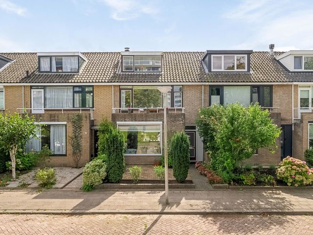 Callenburghsingel 29, Hendrik-Ido-Ambacht