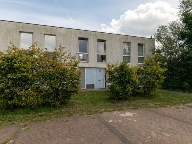 Koetshuislaan 837, Waalwijk