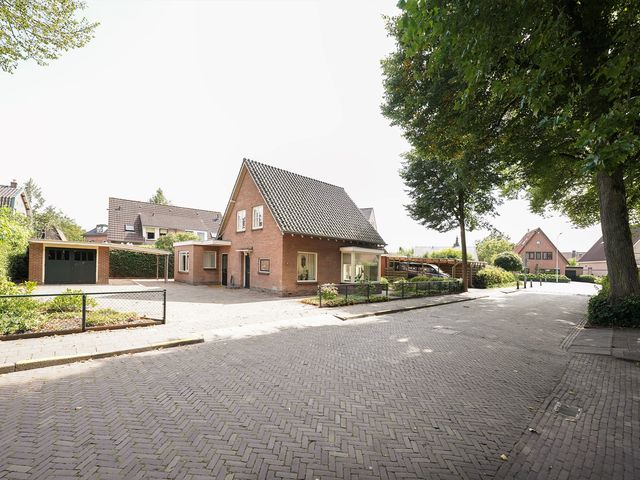 Burgemeester Van Oordtstraat 25, Ermelo