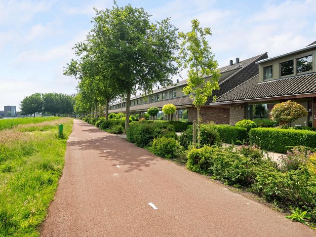 Romenpad 85, Berkel en Rodenrijs