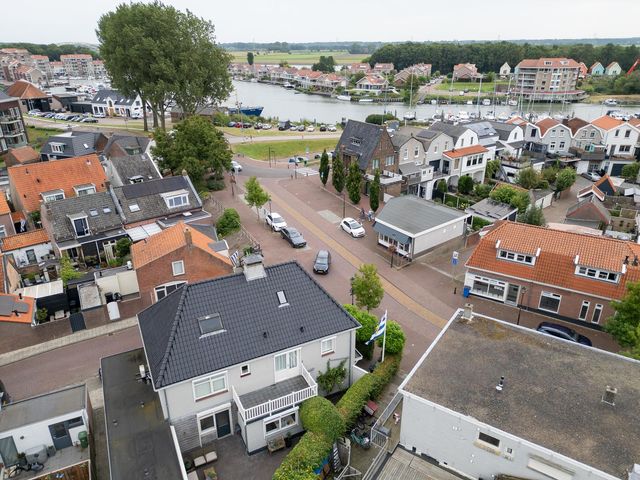 Eendrachtsweg 15, Tholen