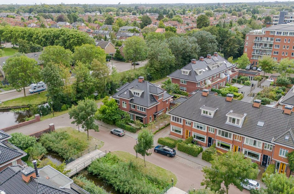 Burgemeester Pompe van Meerdervoortlaan 3