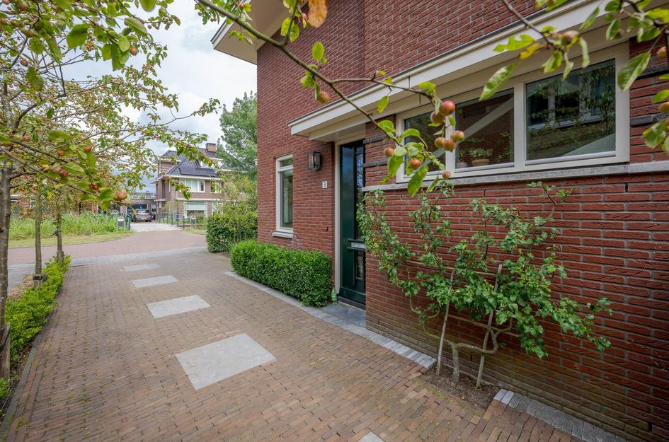 Burgemeester Pompe van Meerdervoortlaan 3