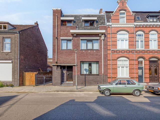 Spoorstraat 54, Tegelen