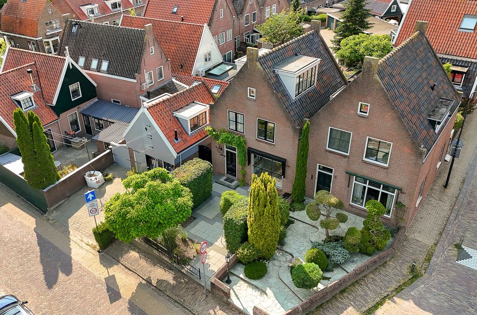 Niesenoortsburgwal 42