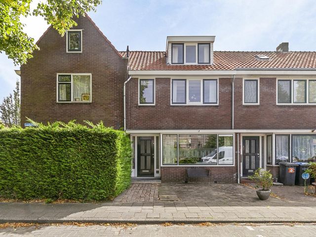 Dahliastraat 1, Koog Aan De Zaan