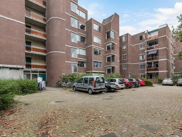 Houtsnijdershorst 125, Apeldoorn