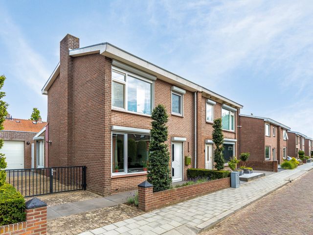 Heischeutstraat 21, Oss