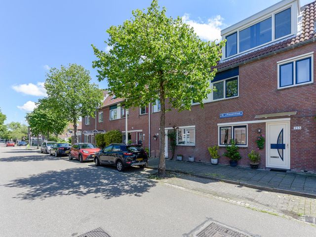 Dr. J. Presserstraat 255, 'S-Gravenhage