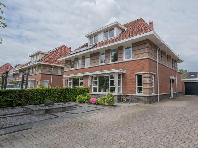 Linnaeusstraat 41, Poortugaal