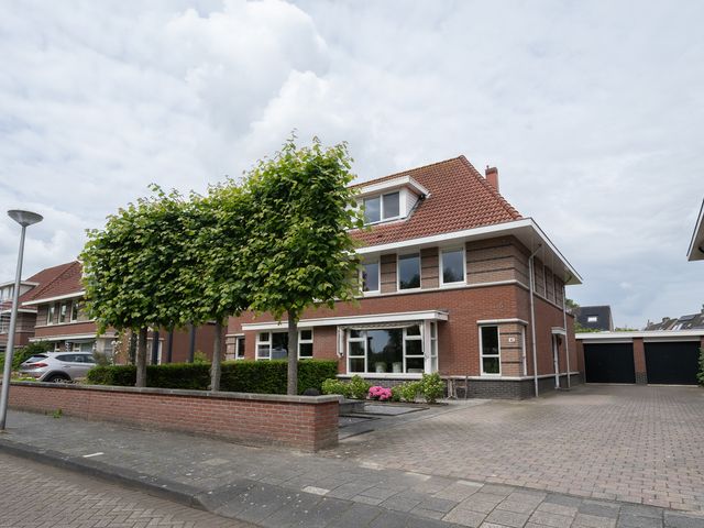 Linnaeusstraat 41, Poortugaal