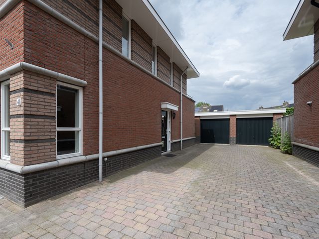 Linnaeusstraat 41, Poortugaal