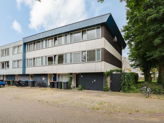 Reutumbrink 33, Enschede