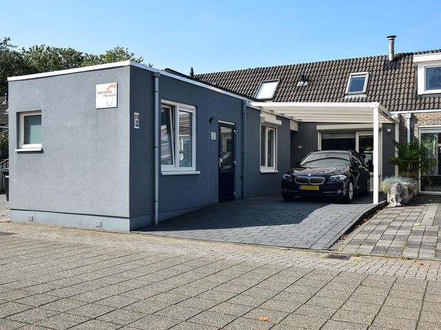 Schoener 12 23, Lelystad