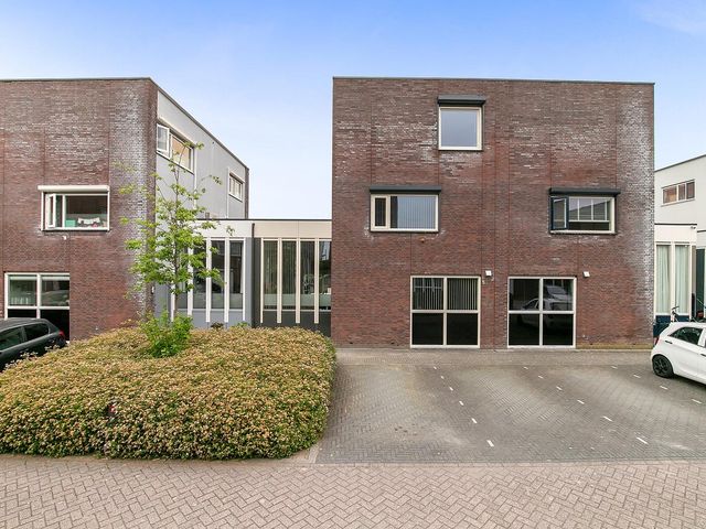 Velhorstlaan 12, Spijkenisse