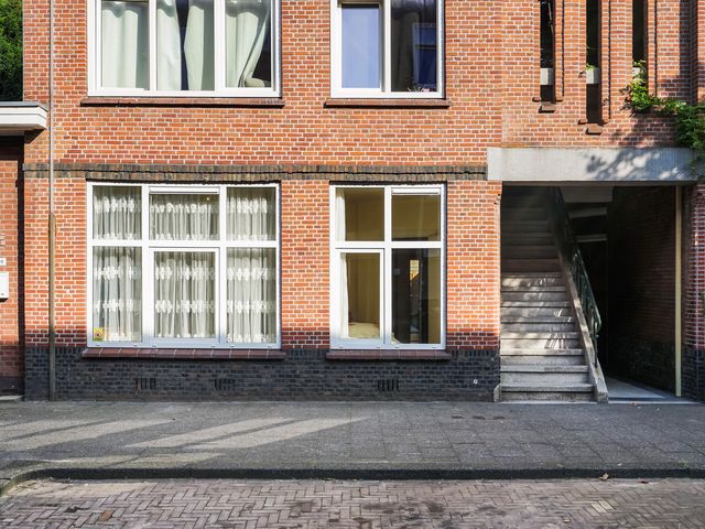 Rhododendronstraat 139, Den Haag