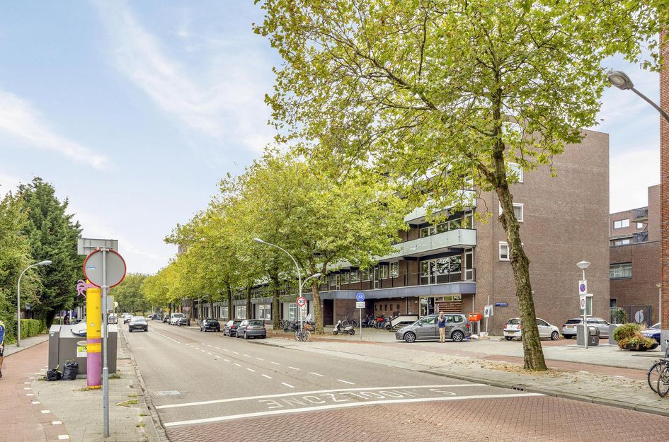 Ruys de Beerenbrouckstraat 81A