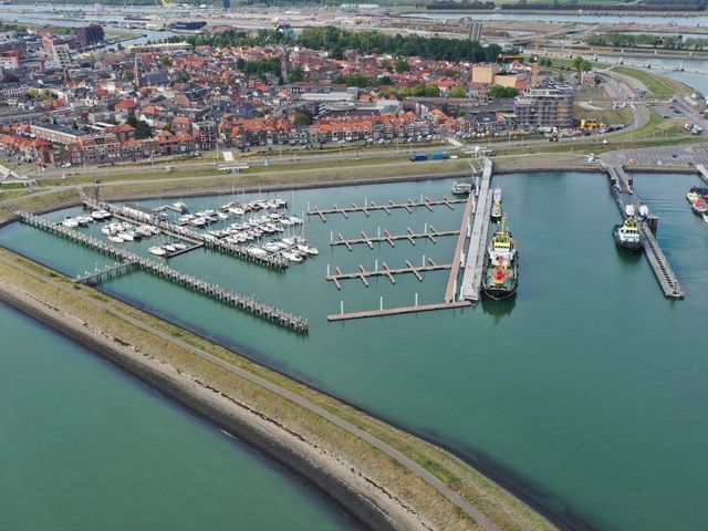 Scheldekade 44, Terneuzen