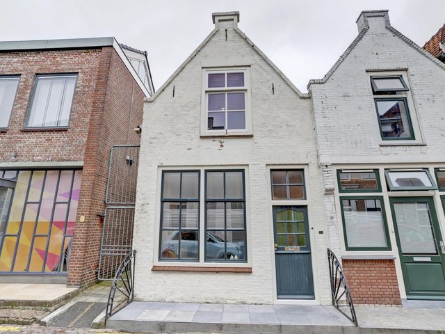 Sint Domusstraat 37, Zierikzee