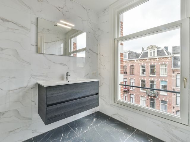 Tweede Constantijn Huygensstraat 52 3, Amsterdam