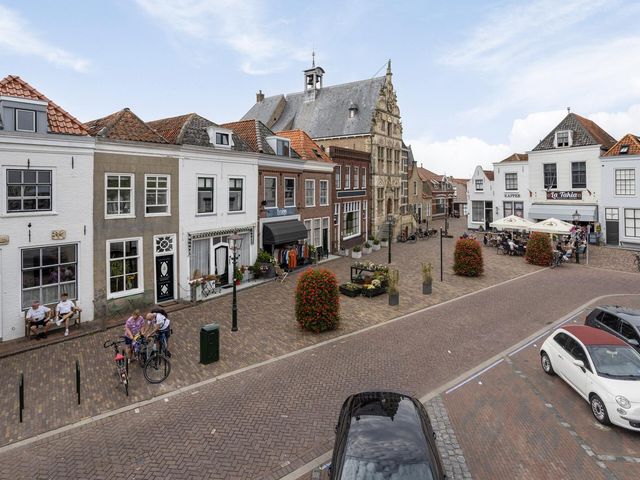 Markt 12, Brouwershaven