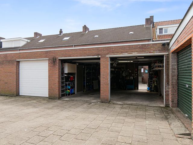 Oerlesestraat 143, Tilburg