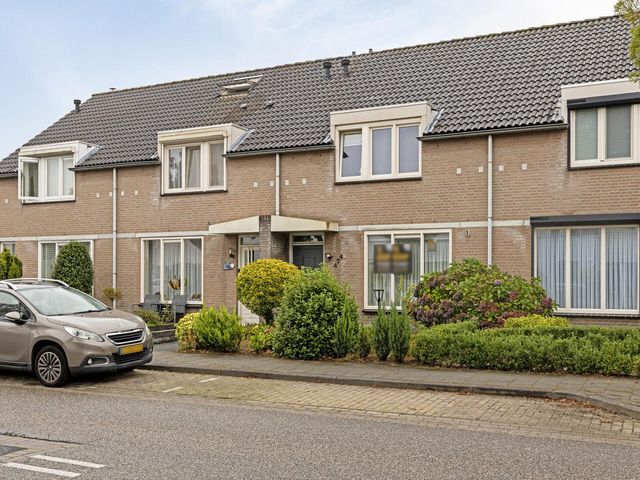 Rivierensingel 474, Helmond