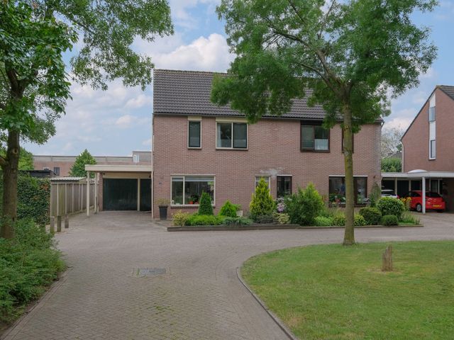 De Ibis 11, Almelo