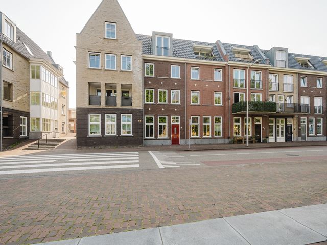 Eerste Heulbrugstraat 21, Spijkenisse