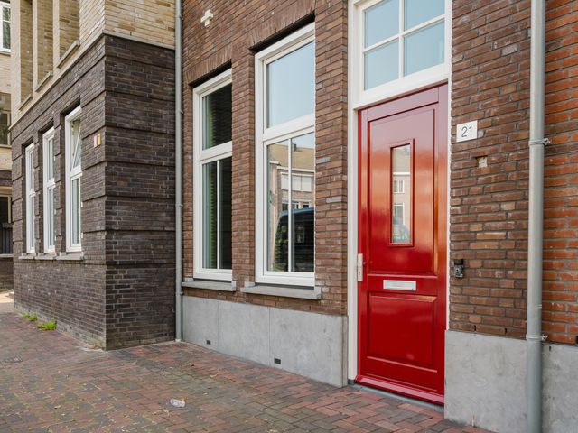 Eerste Heulbrugstraat 21, Spijkenisse