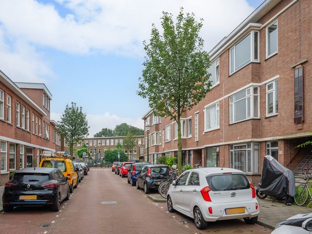 Viandenstraat 96, Den Haag