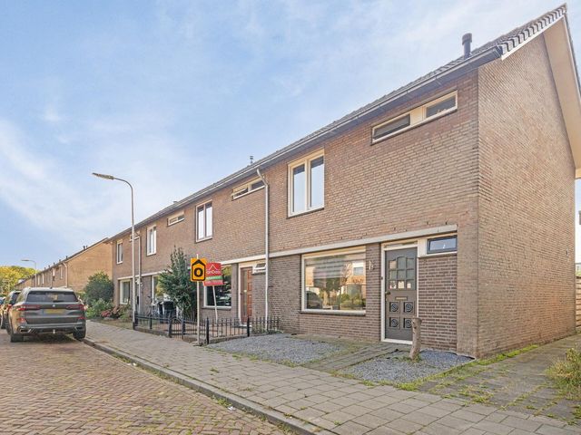 Brabantlaan 2, Etten-Leur